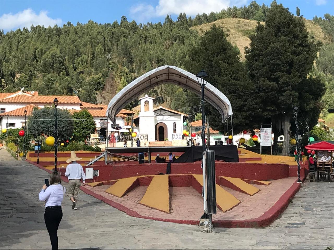 Casa Posada Maestro Carlos Aranguren Duitama Exteriér fotografie
